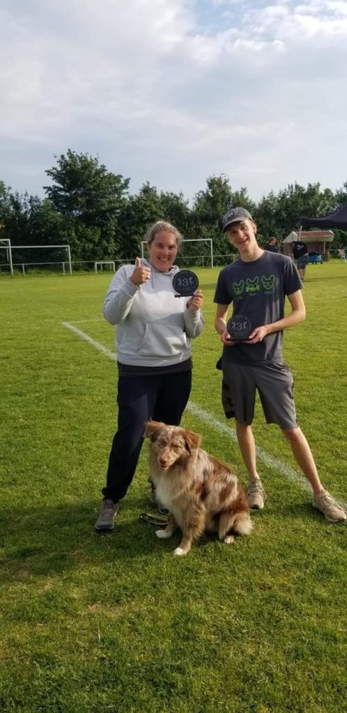 62233565_320576435531294_8808012355318317056_n